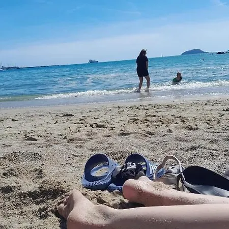 Luxe Mobilehome With Dishwasher And Airconditioning Included Fits 4 Adults And 1 Child, Ameglia, Ligurie, Cinqueterre, North Italy, Beach, Pool, Glamping * 아메그리아