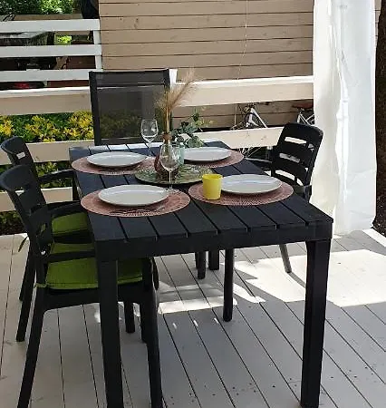 Luxe Mobilehome With Dishwasher And Airconditioning Included Fits 4 Adults And 1 Child, Ameglia, Ligurie, Cinqueterre, North Italy, Beach, Pool, Glamping * Ameglia